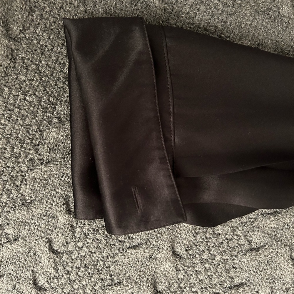 Jones New York Collection, Black, Long Sleeve Silk Blouse, Size 14 - Picture 6 of 16